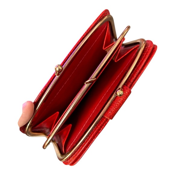 Vintage Red Leather Wallet with Double Kiss Lock Closure - Picture 5 of 6